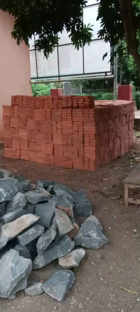 Batu Bata Merah Atau Putih